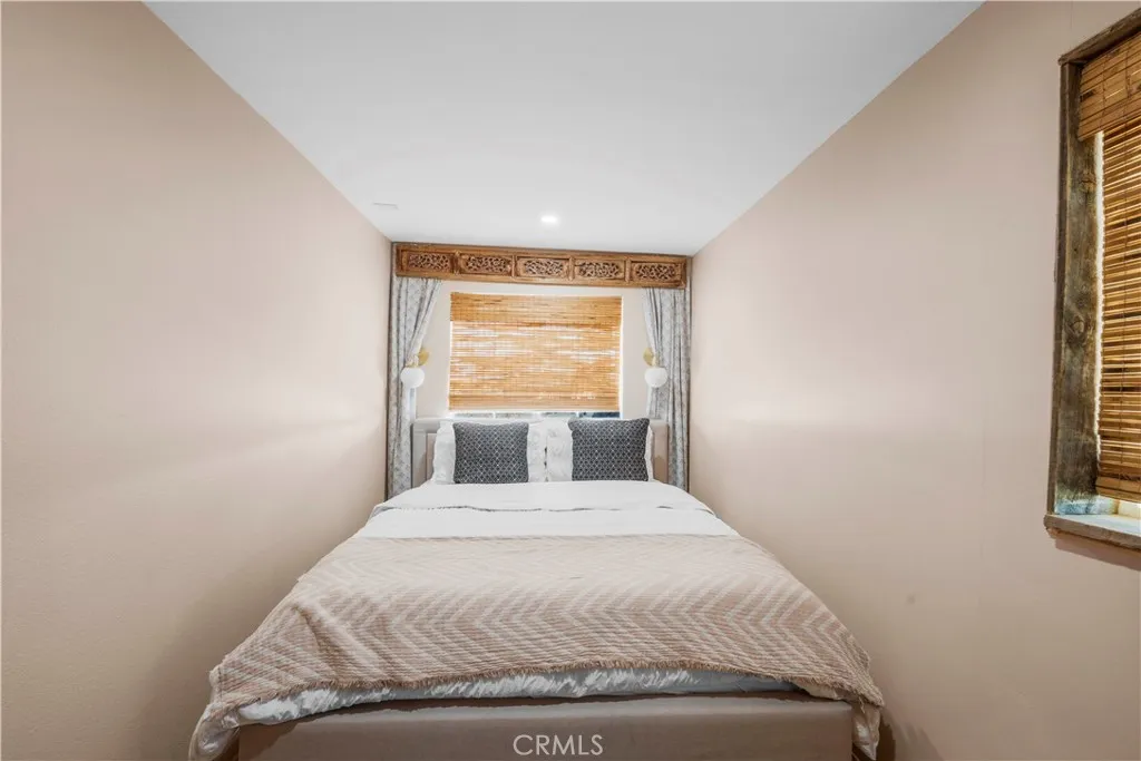 2750 Gibralter Road, Landers, California 92285 home-pic-34