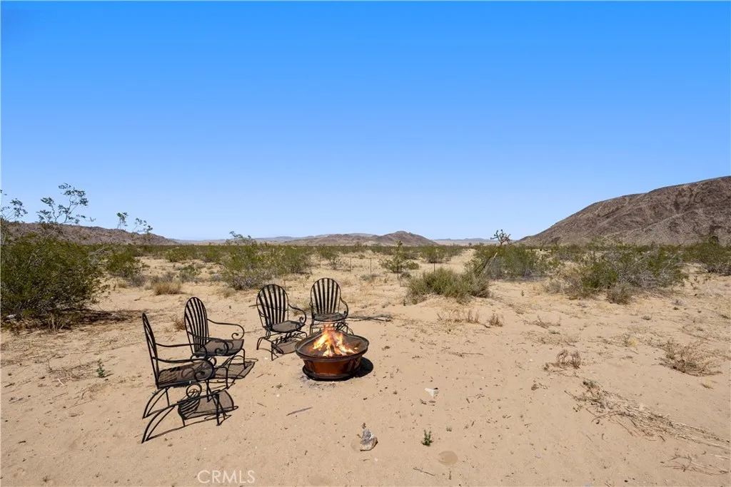 2750 Gibralter Road, Landers, California 92285 home-pic-45