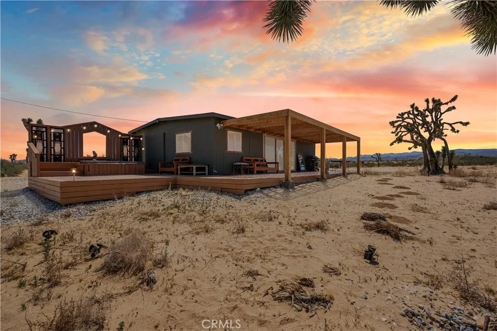 2750 Gibralter Road, Landers, California 92285 home-pic-0