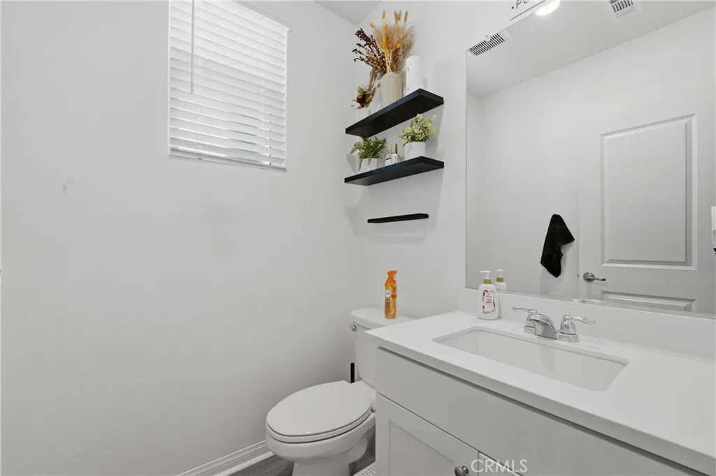 15167 Horizon Street 1, Fontana, California 92336 home-pic-17