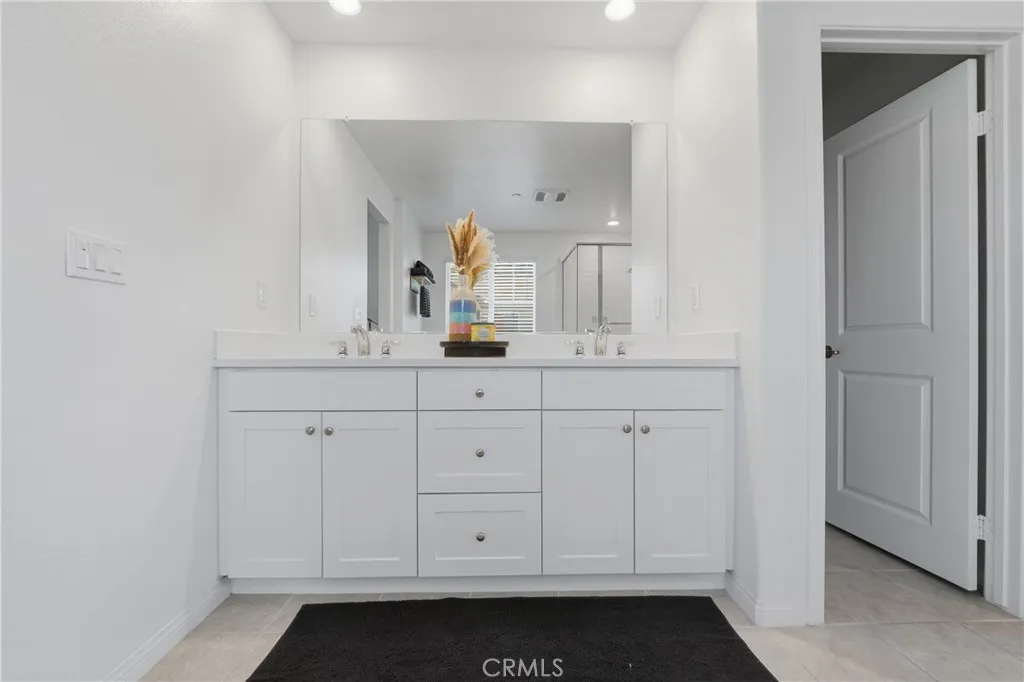 15167 Horizon Street 1, Fontana, California 92336 home-pic-24