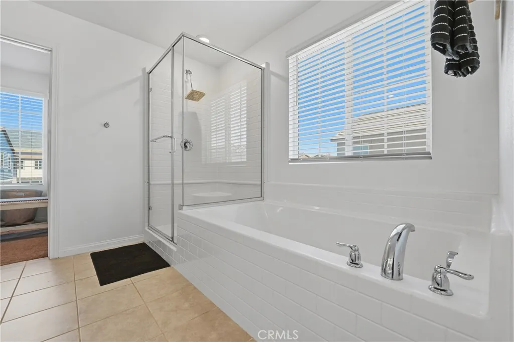 15167 Horizon Street 1, Fontana, California 92336 home-pic-23