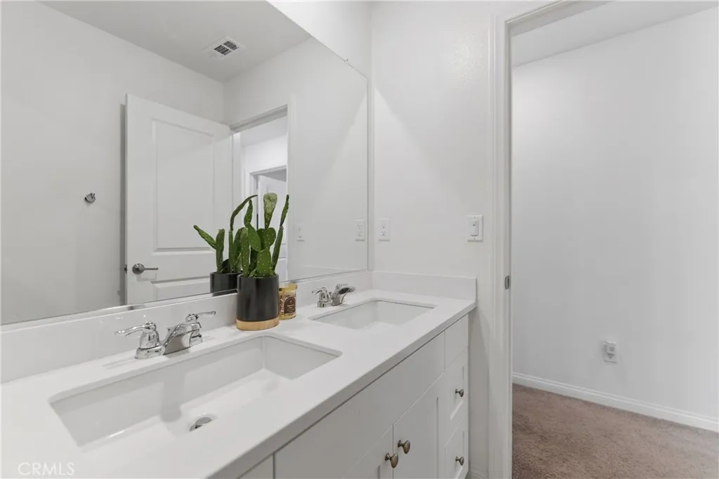 15167 Horizon Street 1, Fontana, California 92336 home-pic-33