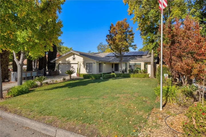 Welcome Home to 2121 Wood Duck Ln.
