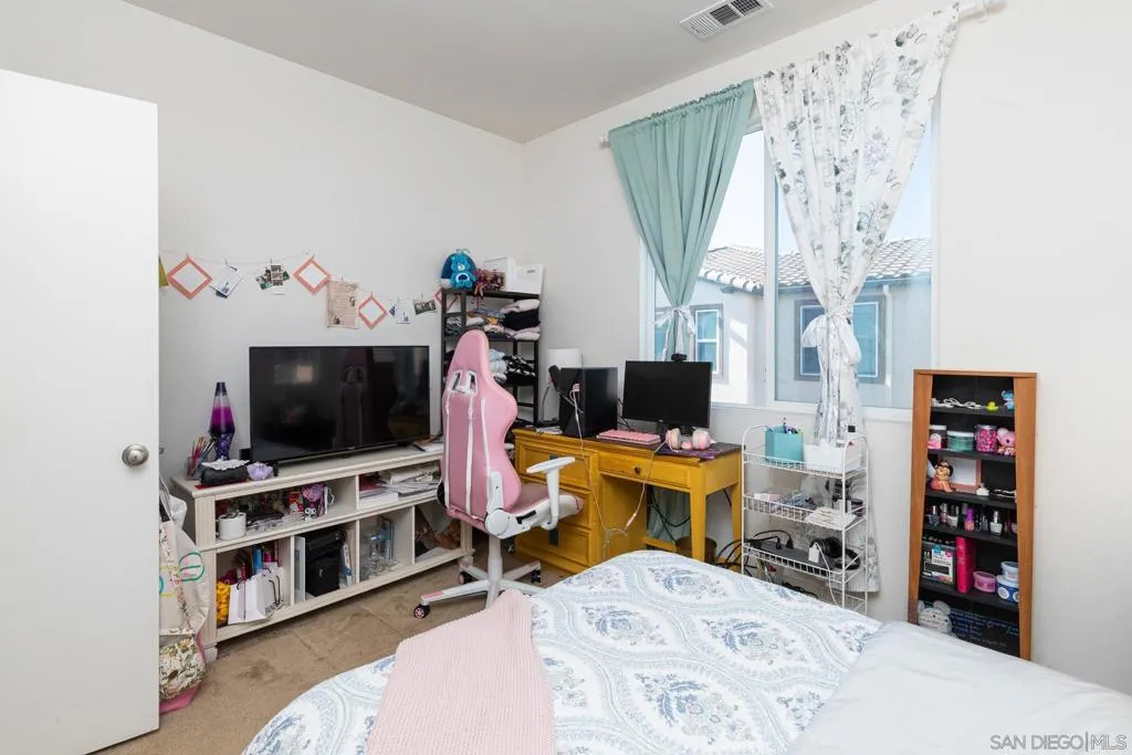 1709 Carrillo Pl 1, Chula Vista, California 91913 home-pic-15