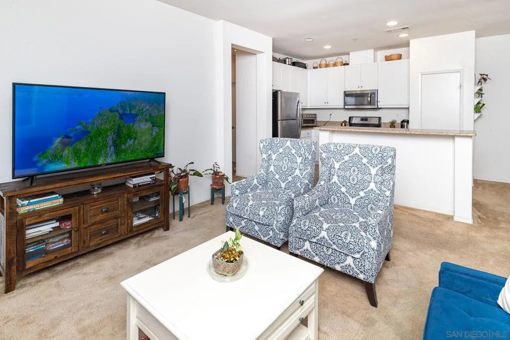 1709 Carrillo Pl 1, Chula Vista, California 91913 home-pic-2