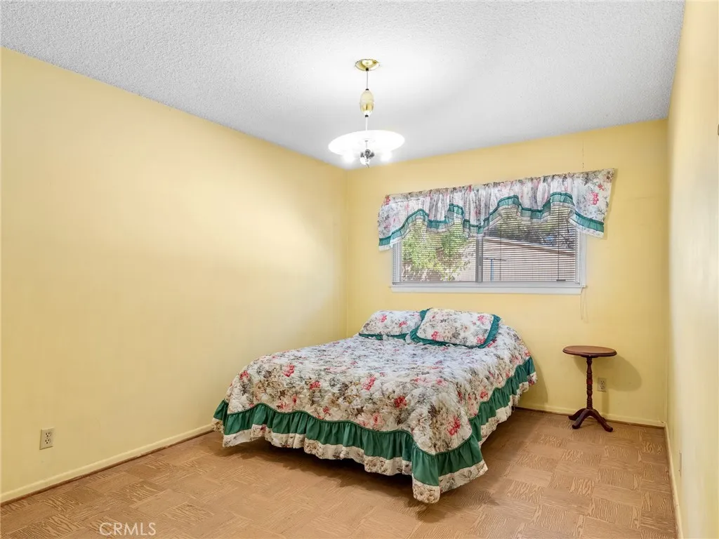 18730 Chapae Lane, Apple Valley, California 92307 home-pic-30