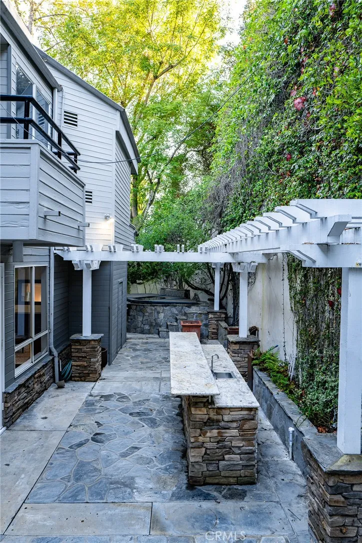 1833 Roscomare Road, Los Angeles, California 90077 home-pic-63