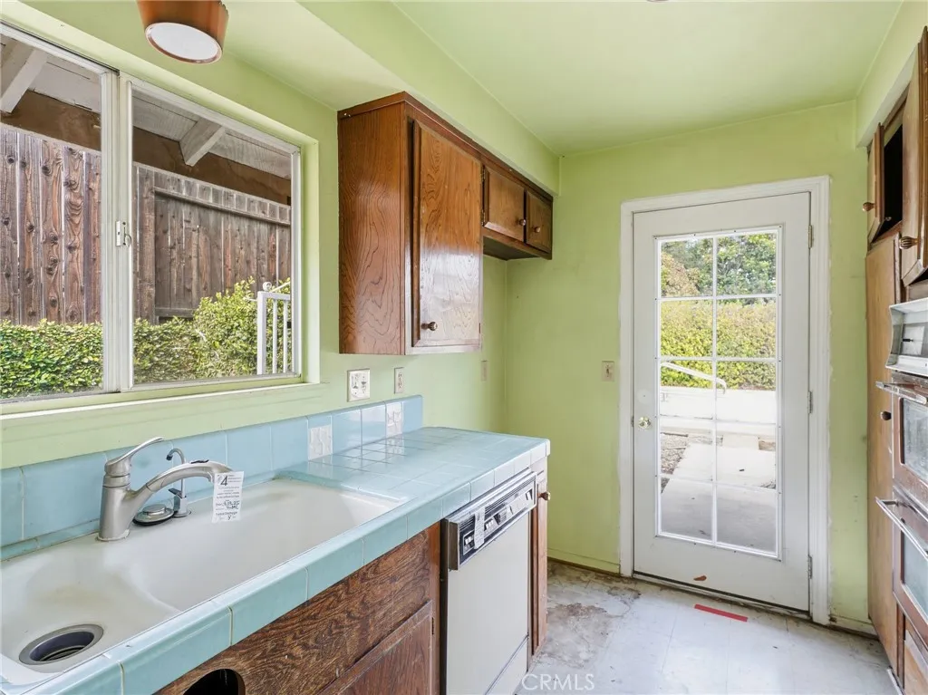 423 Atmore, Santa Paula, California 93060 home-pic-8