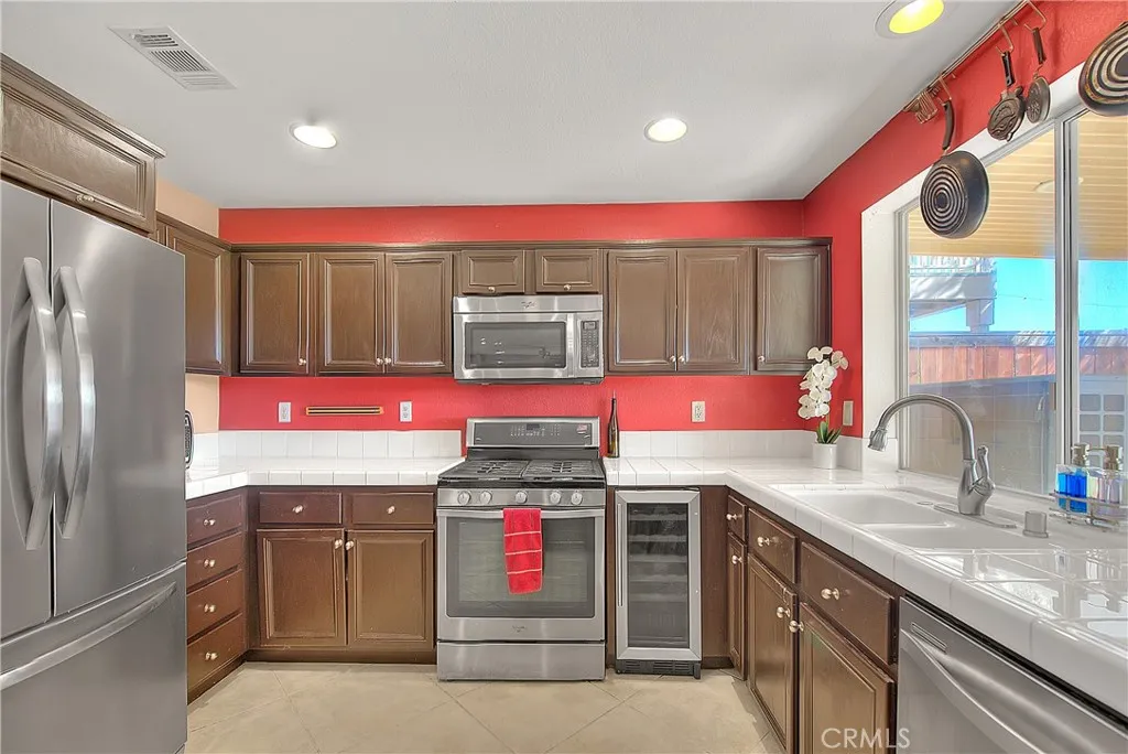 40688 La Salle, Murrieta, California 92563 home-pic-18