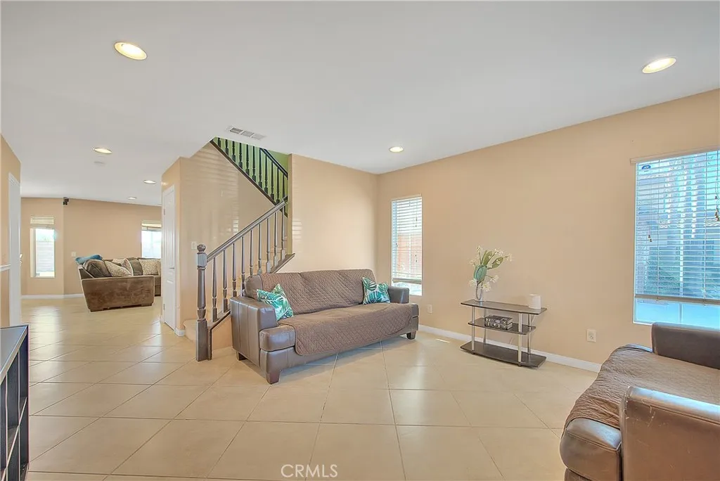 40688 La Salle, Murrieta, California 92563 home-pic-5