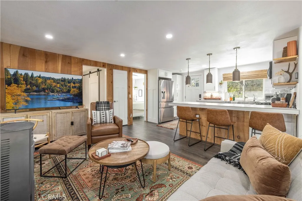 39470 North Shore, Fawnskin, California 92333 home-pic-2