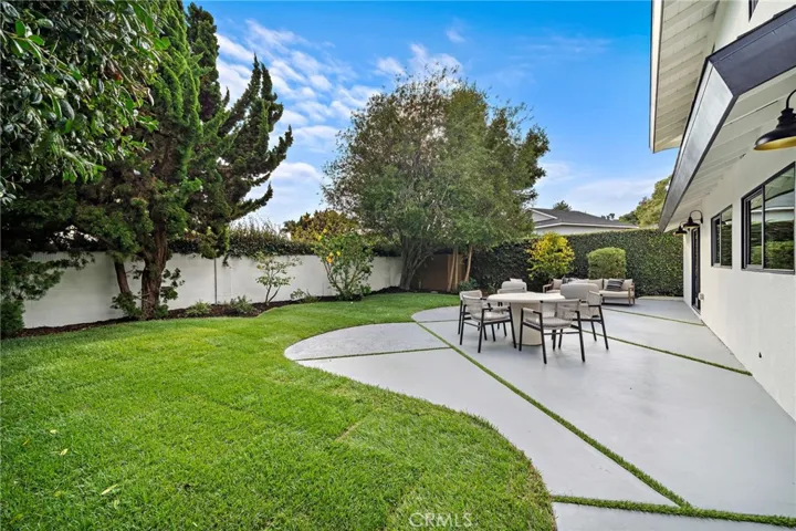 Spacious backyard for entertaining