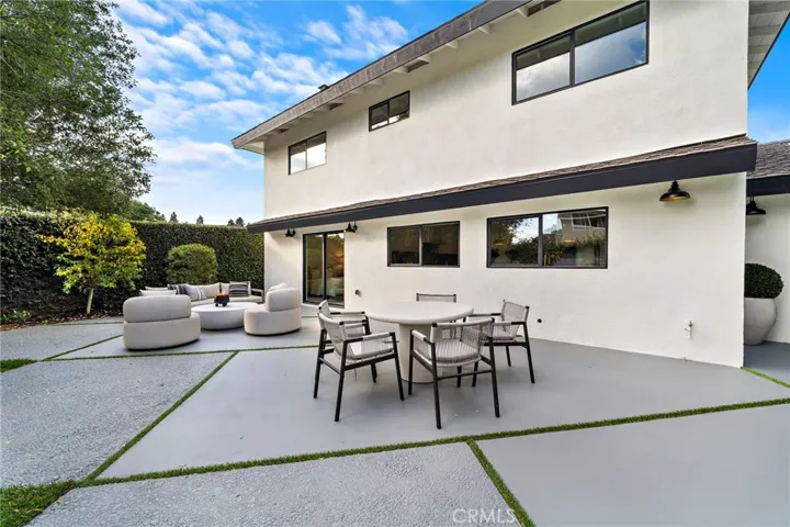 5262 Glenroy Dr, Huntington Beach, California 92649