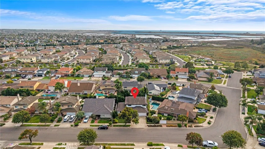 5262 Glenroy Dr, Huntington Beach, California 92649