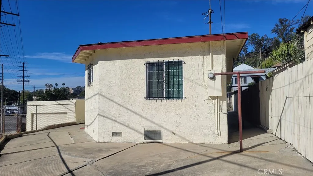 2706 Budau Avenue, Los Angeles, California 90032 home-pic-9