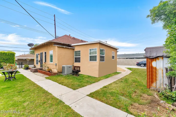 10333 S Inglewood Ave  -  HsHProd-22