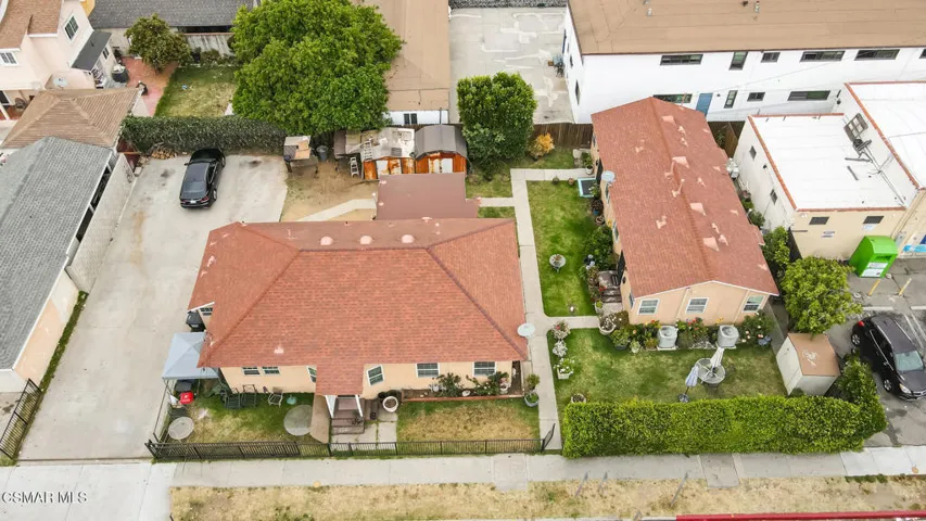 10333 S Inglewood Ave  -  HsHProd-5