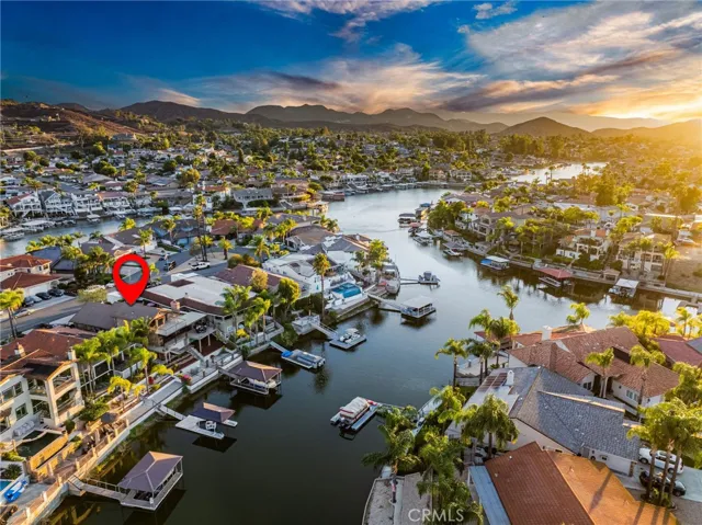 30297 Skippers Way, Canyon Lake, California 92587
