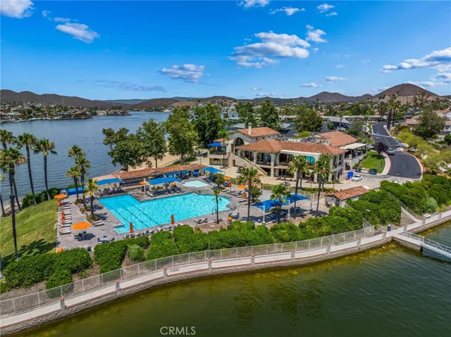 Canyon Lake Lodge/Community Pool