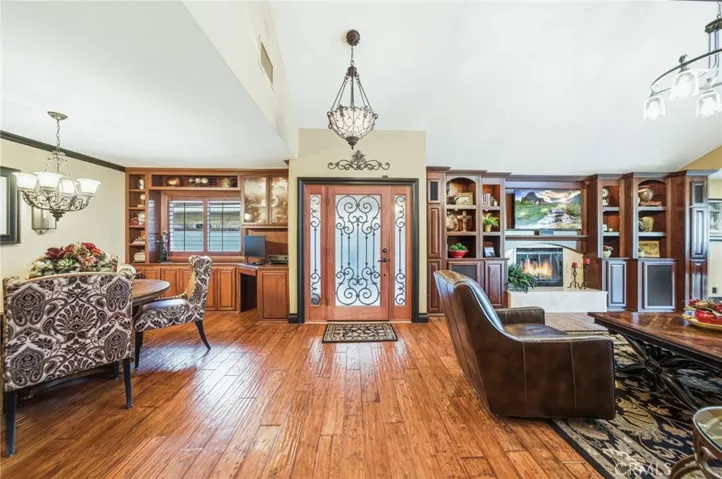 30297 Skippers Way, Canyon Lake, California 92587