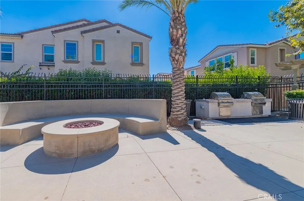 11515 Cambria Court, Chino, California 91710 home-pic-25