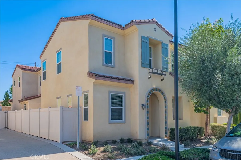11515 Cambria Court, Chino, California 91710 home-pic-0