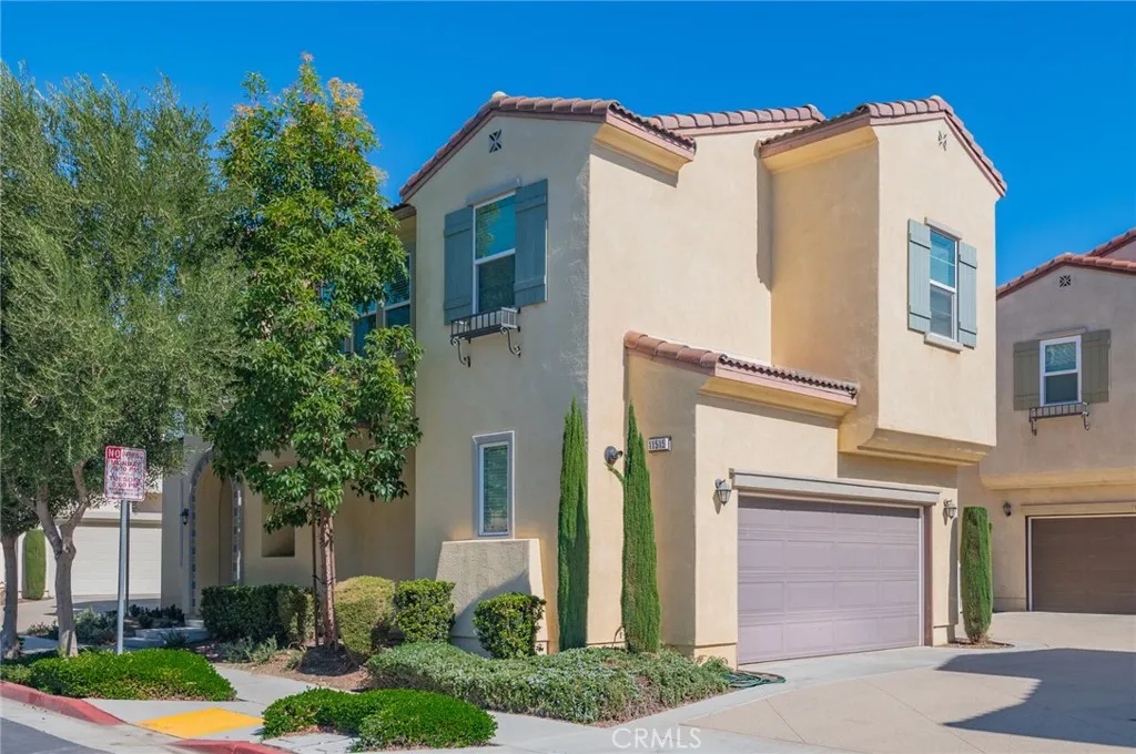 11515 Cambria Court, Chino, California 91710 home-pic-2