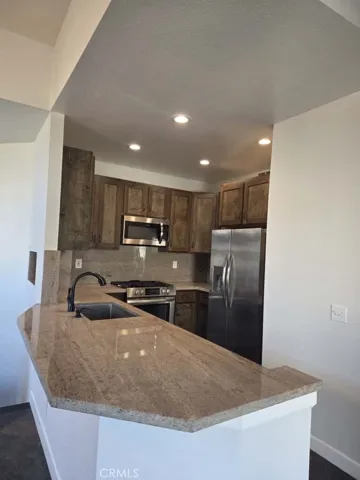 7706 E Viewrim, Anaheim Hills, California 92808