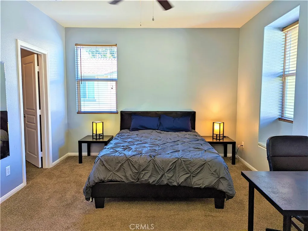 4300 Newton Avenue 94, San Diego, California 92113 home-pic-32
