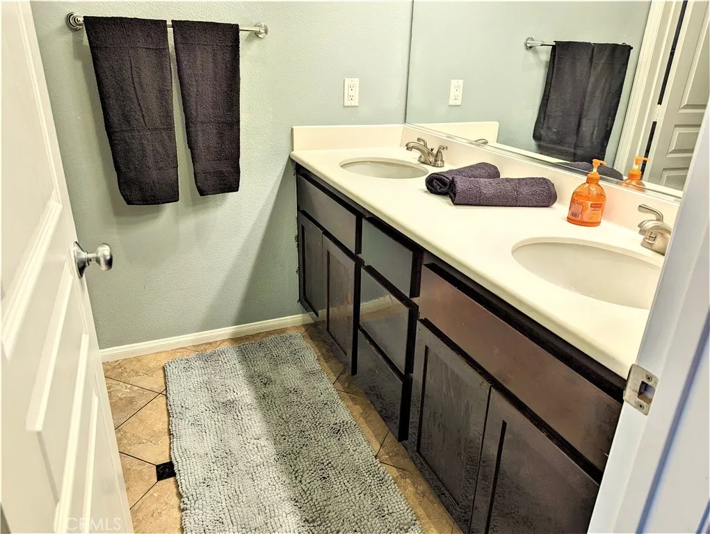 4300 Newton Avenue 94, San Diego, California 92113 home-pic-34