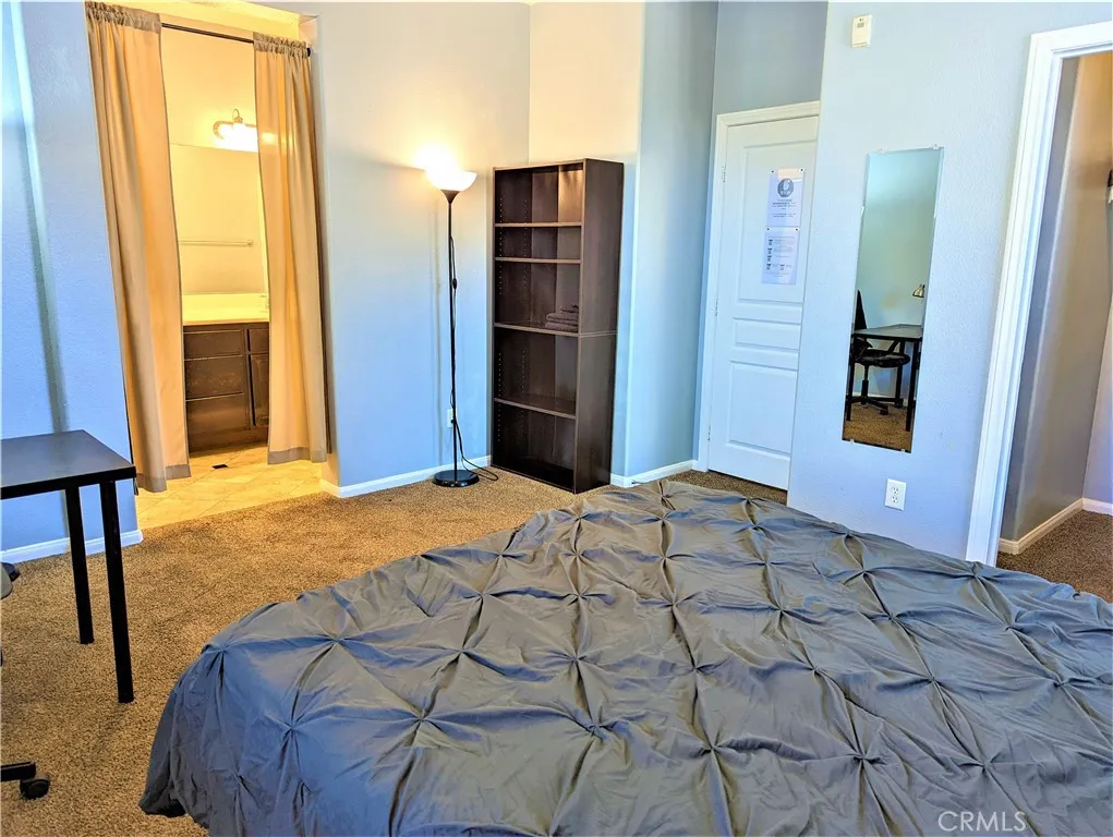 4300 Newton Avenue 94, San Diego, California 92113 home-pic-27