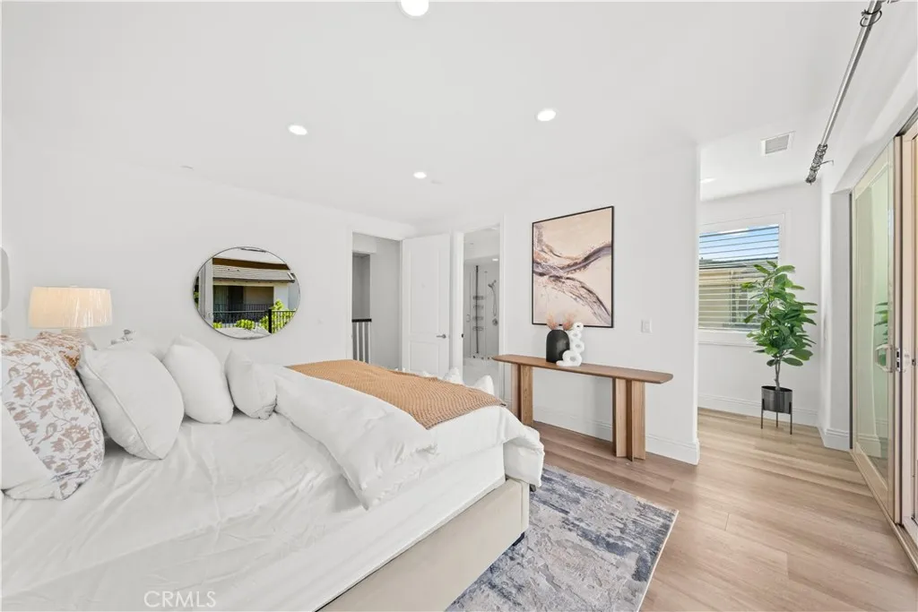 18 Windrow Road, Tustin, California 92782 home-pic-20