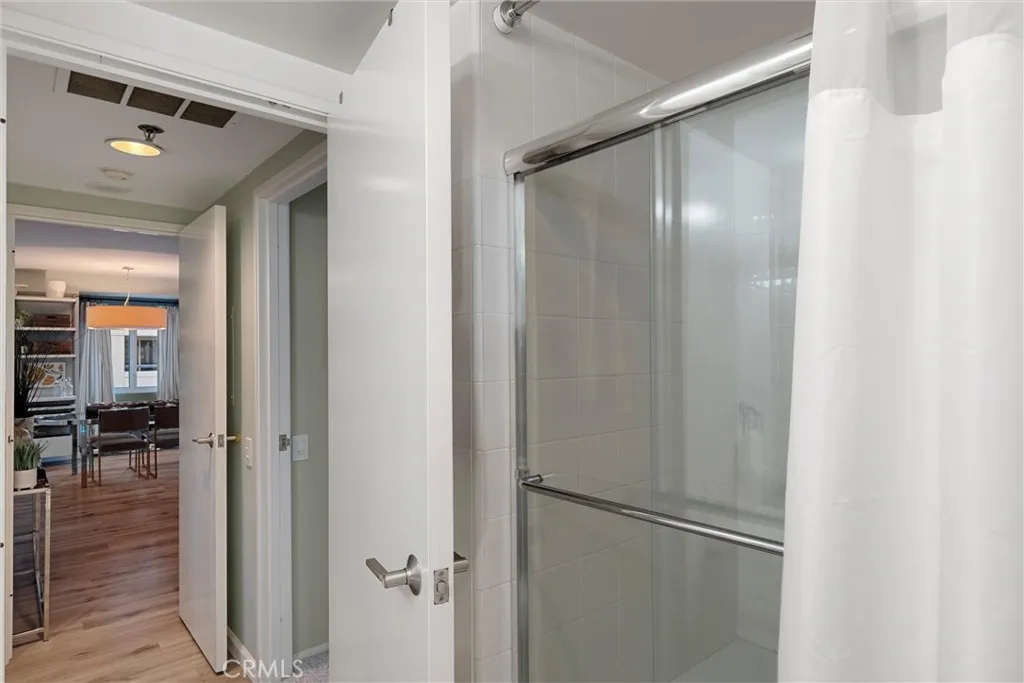 525 Seaside Way 411, Long Beach, California 90802 home-pic-16