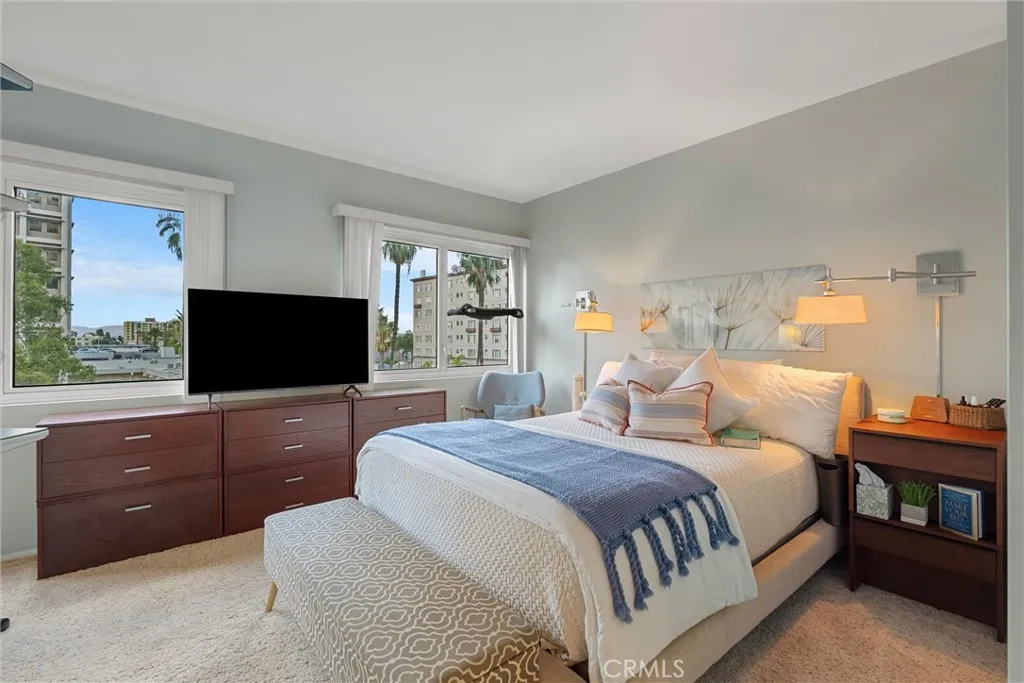 525 Seaside Way 411, Long Beach, California 90802 home-pic-17