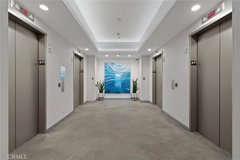 525 Seaside Way 411, Long Beach, California 90802 home-pic-45