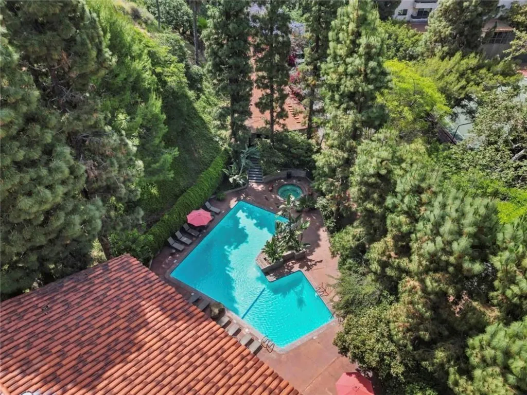 2700 Cahuenga Boulevard E 3104, Los Angeles, California 90068 home-pic-26