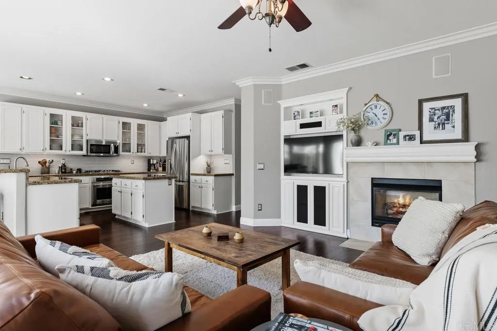 2119 Sand Crest Way, San Marcos, California 92078 home-pic-9