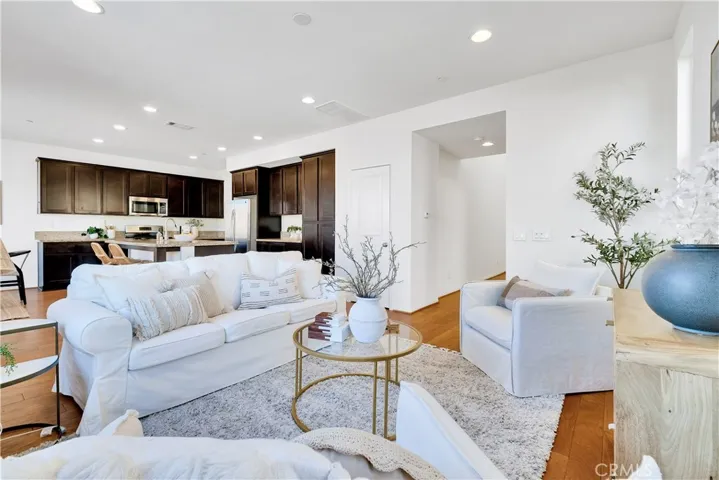 19703 Kamm, Canyon Country, California 91351