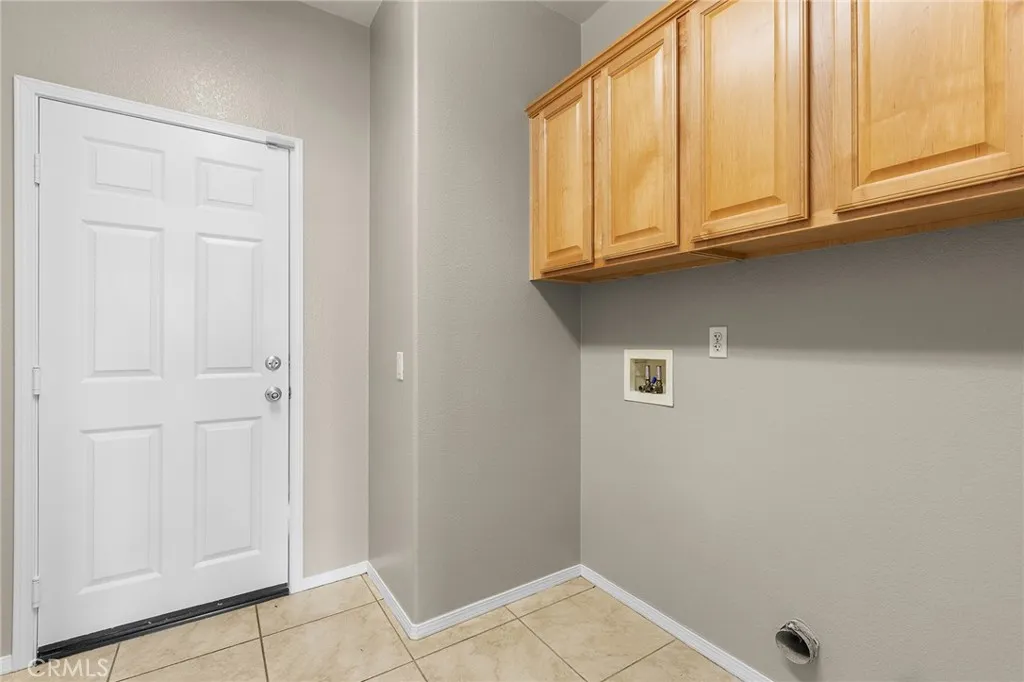 13556 Silver Stirrup, Corona, California 92883 home-pic-20