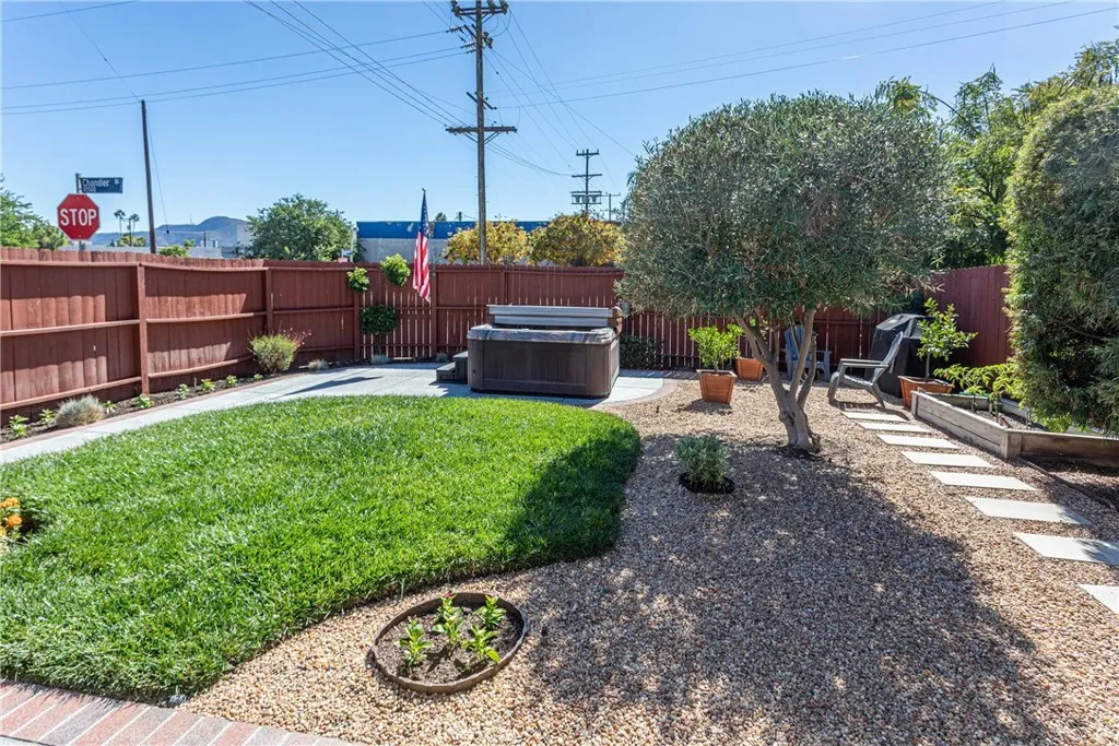 5407 Auckland, North Hollywood, California 91601 home-pic-40