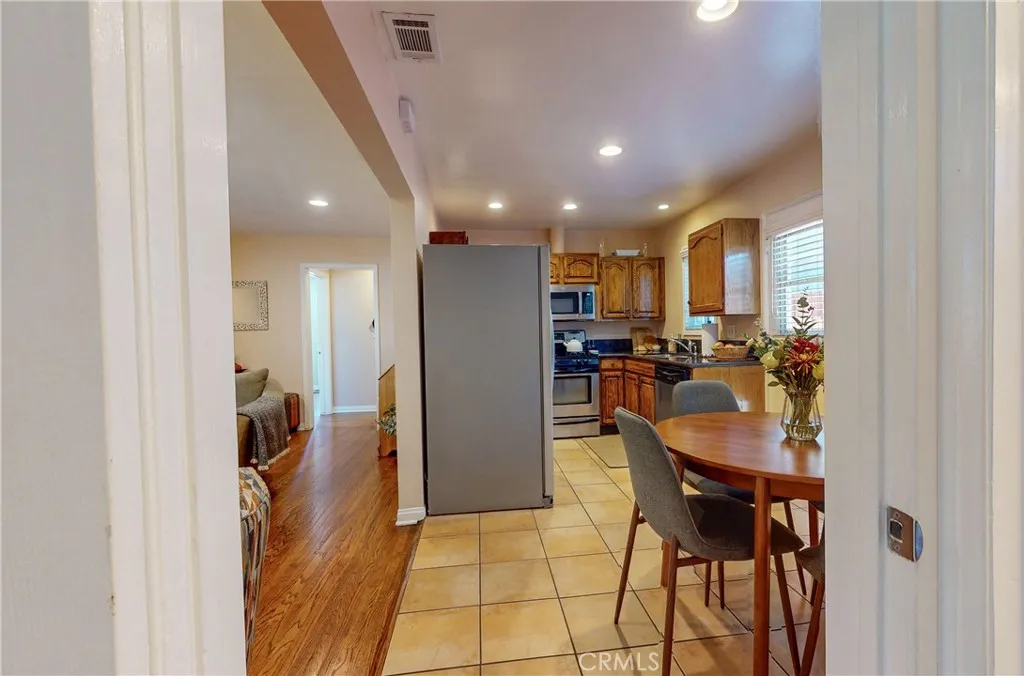 5407 Auckland, North Hollywood, California 91601 home-pic-50