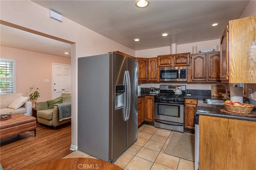 5407 Auckland, North Hollywood, California 91601 home-pic-20