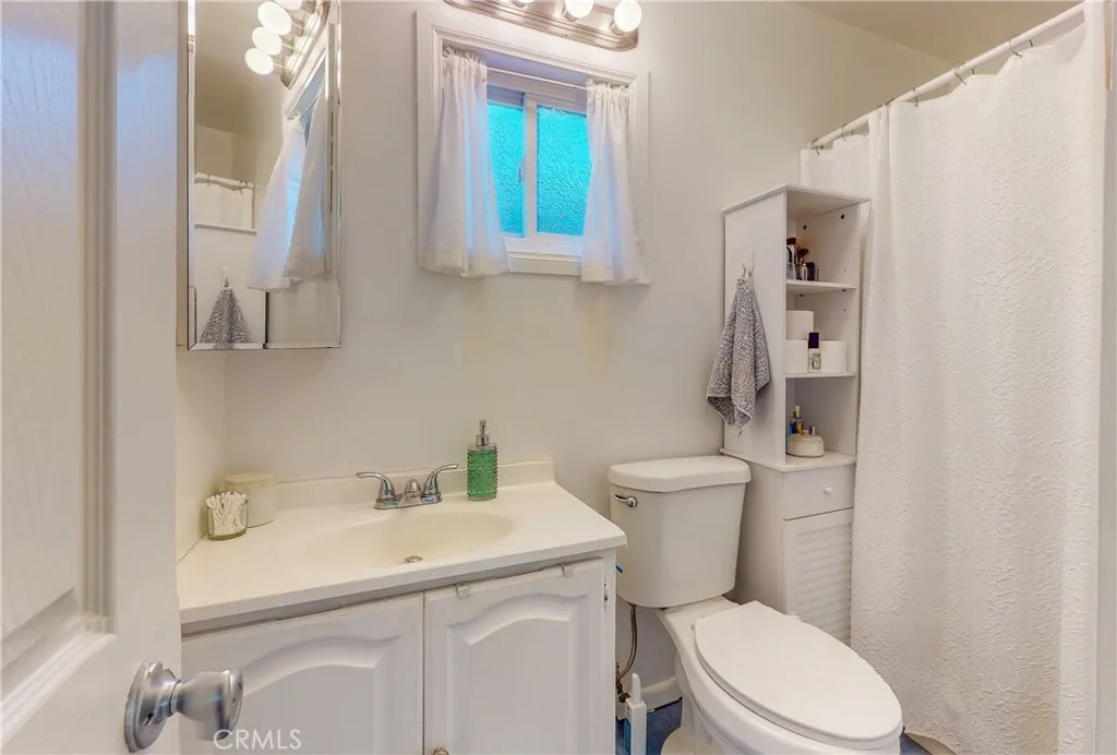 5407 Auckland, North Hollywood, California 91601 home-pic-29