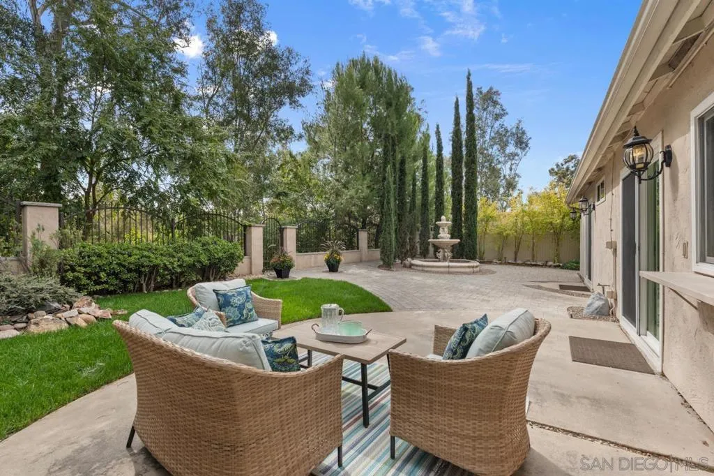 11837 La Colina, San Diego, California 92131 home-pic-0