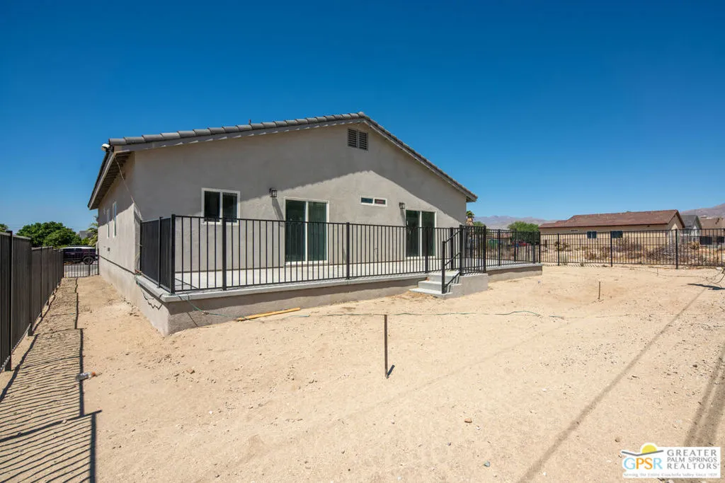 16364 Avenida Rambla, Desert Hot Springs, California 92240 home-pic-35