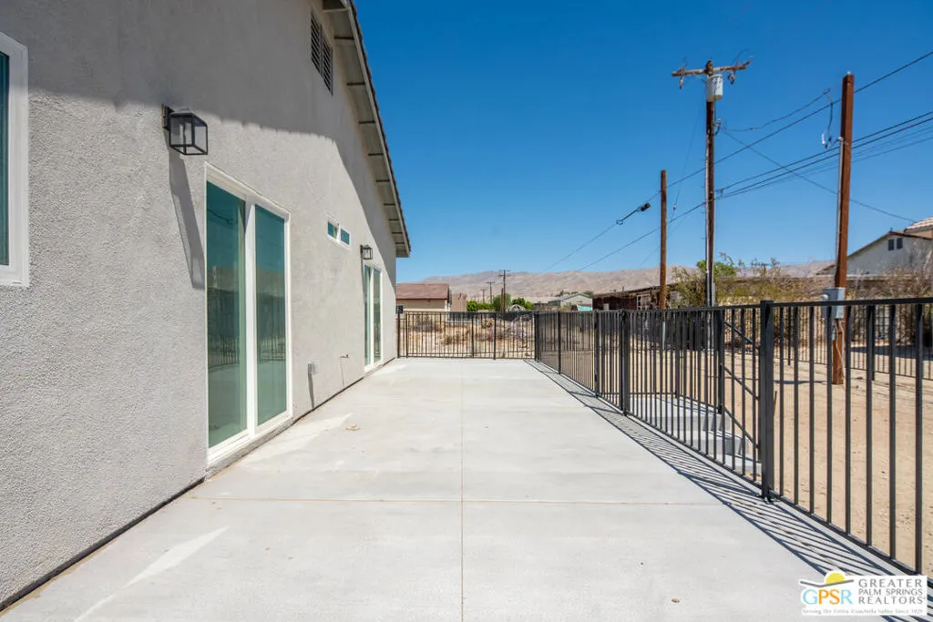 16364 Avenida Rambla, Desert Hot Springs, California 92240 home-pic-33