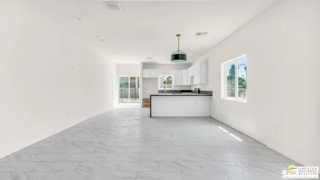 16364 Avenida Rambla, Desert Hot Springs, California 92240 home-pic-5