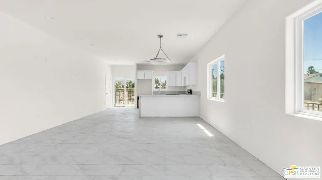 16288 Avenida Rambla, Desert Hot Springs, California 92240 home-pic-6