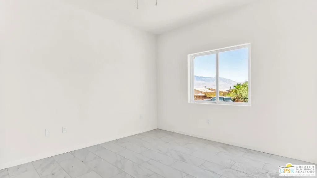 16288 Avenida Rambla, Desert Hot Springs, California 92240 home-pic-28
